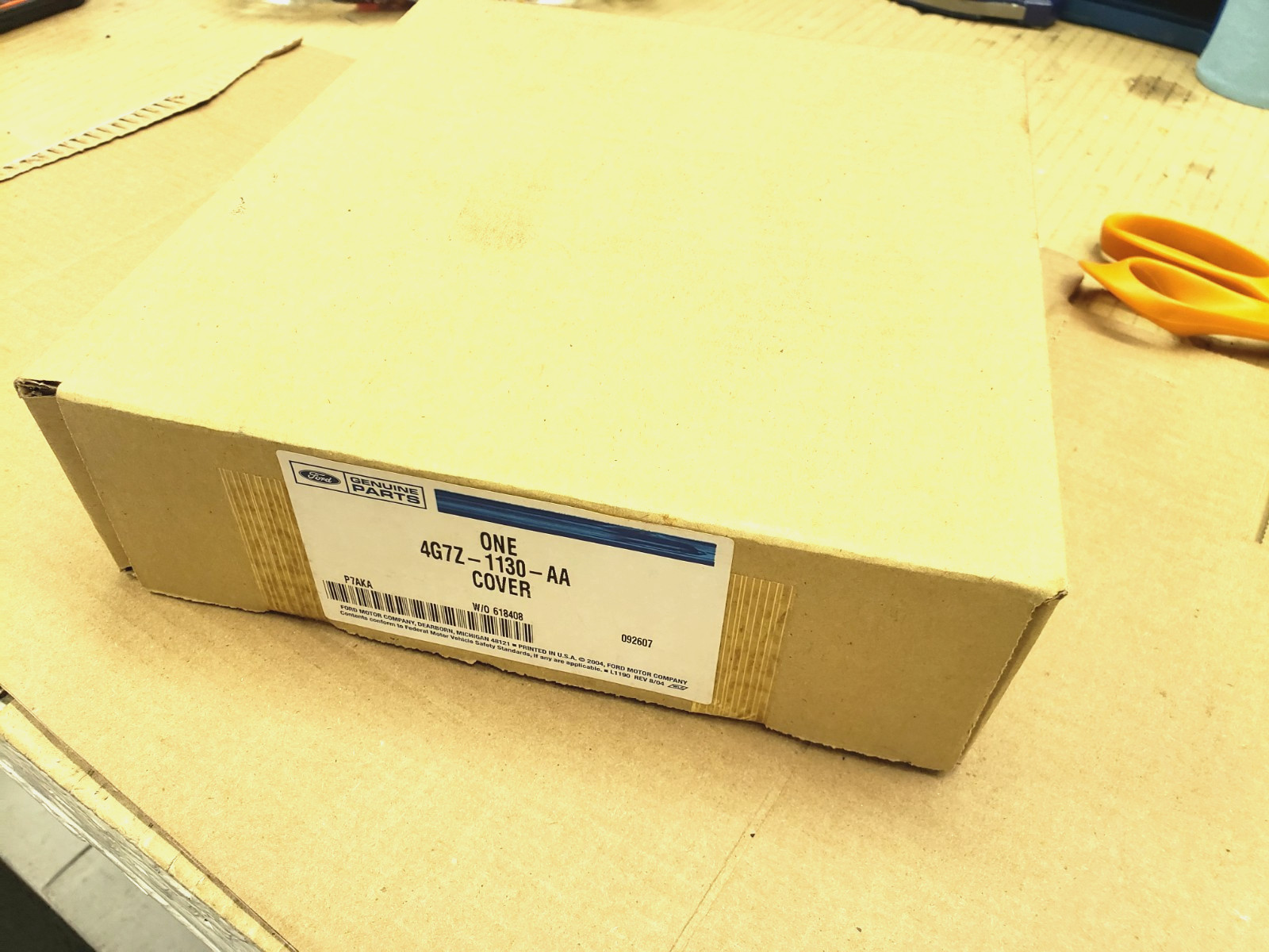 NEW/OLD Stock 2005/06 Ford GT Standard Wheel Center Knock Offs - 4G7Z-1130-AA