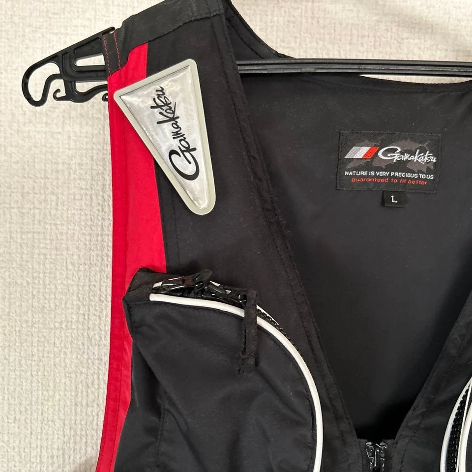 Chaleco Flotador Gamakatsu Negro/Rojo Pesca PFD Usado 10x, Ligero Desgarro Foto 3 de 4
