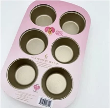 NWT Paris Hilton Heavy Duty Carbon Steel 6 Ct. Nonstick Muffin Cupcake Pan Pink