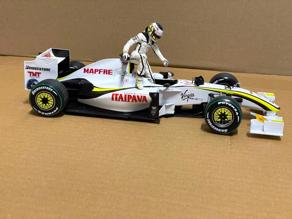 Brawn GP Jenson Button GP Brazil 1/18 Weltmeister 2009 - Bild 3 von 4
