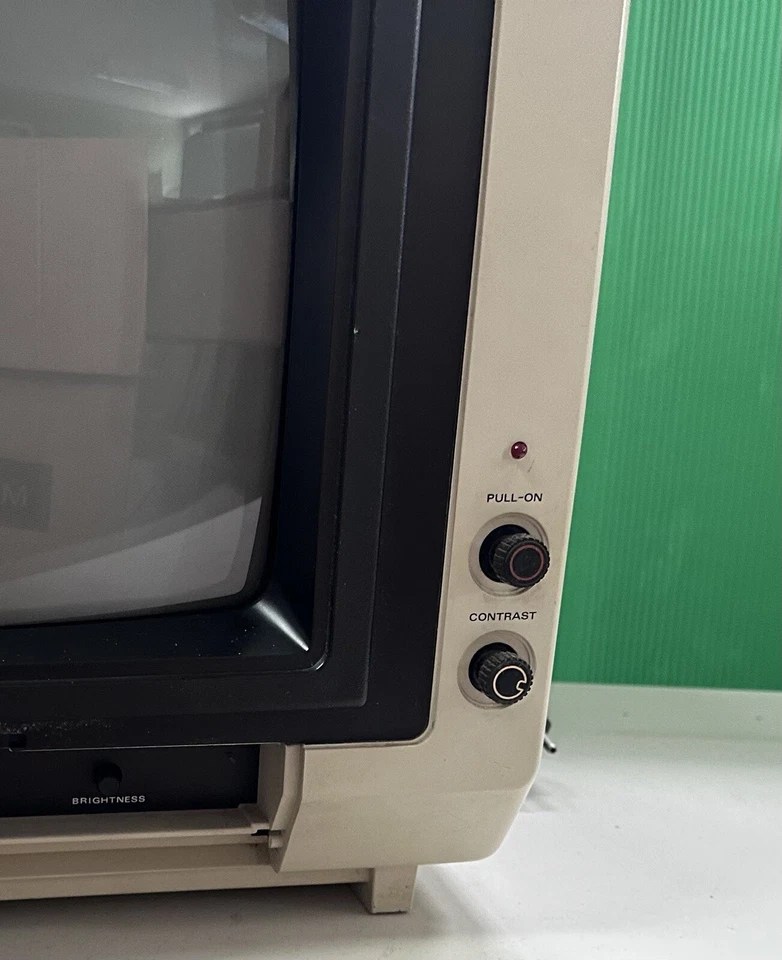 Amdek Color Display Monitor Color-II Model Untested AS IS See All Pictures - Image 4 of 4