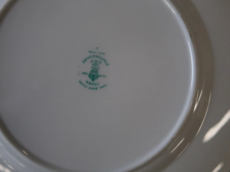 4 platos de pan y mantequilla CRS46 de Crown Staffordshire blanco, borde, borde dorado 6-1/2 Foto 4 de 4