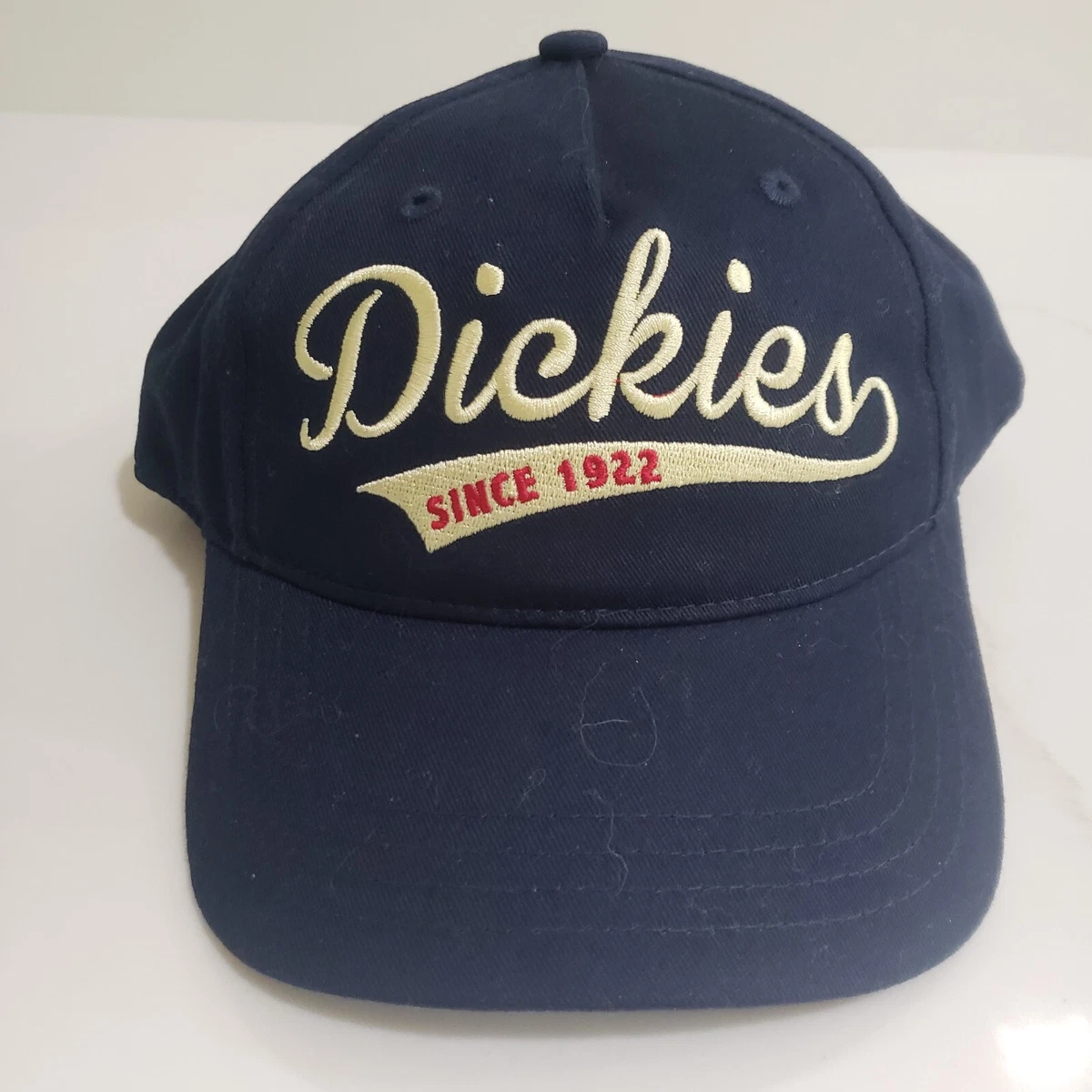 2t hats sales