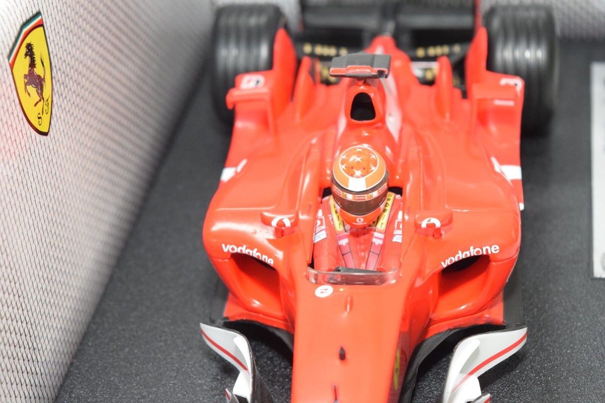 A63 1:18 HOTWHEELS FORMULA 1 F1 FERRARI F2003-GA F 2003-GA M
