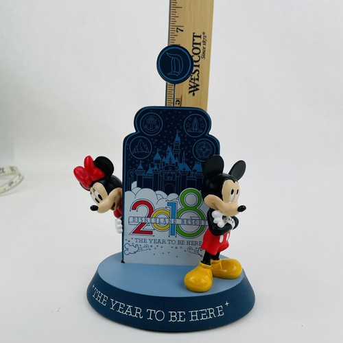 Disney Mickey Minnie Figure Photo Card Holder 2018 The Year To Be Here! WDW - Picture 9 of 9