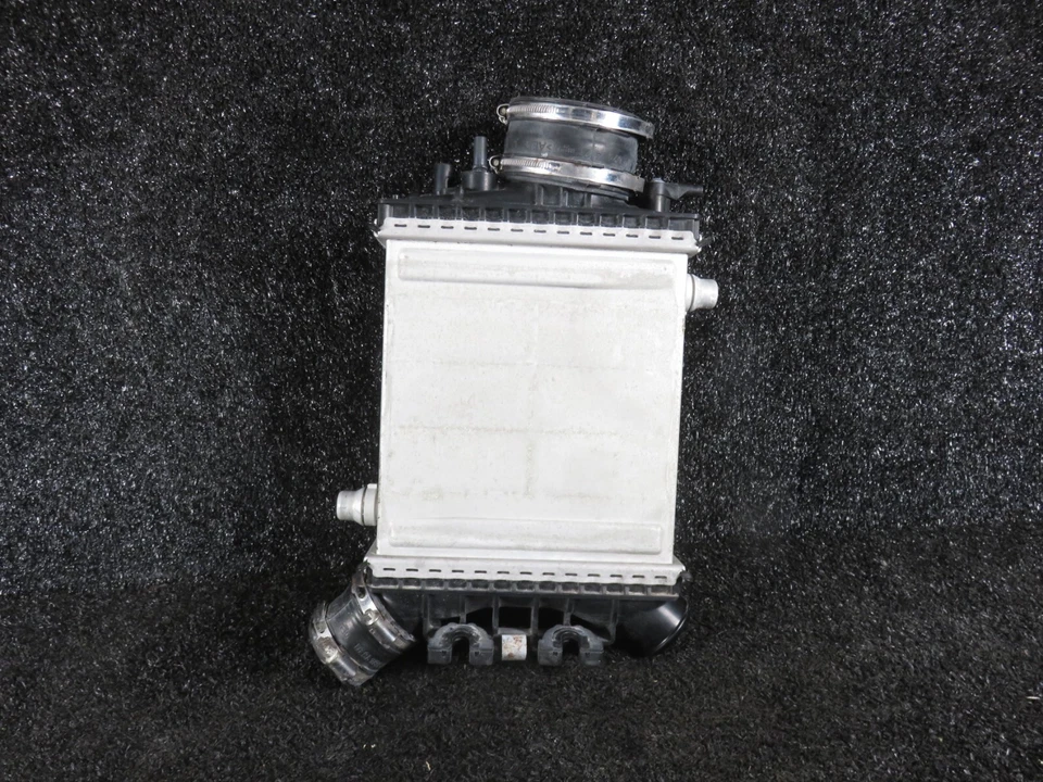 Mercedes Benz E CLASS GLE 3.0L Intercooler OEM 2019 A2760900214 Foto 2 de 4