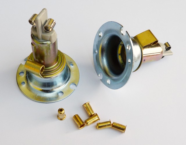 Lucas L488 Pair of Double Filament BULBHOLDERS / Bulb ... Lucas L488 Pair of Double Filament BULBHOLDERS / Bulb ...