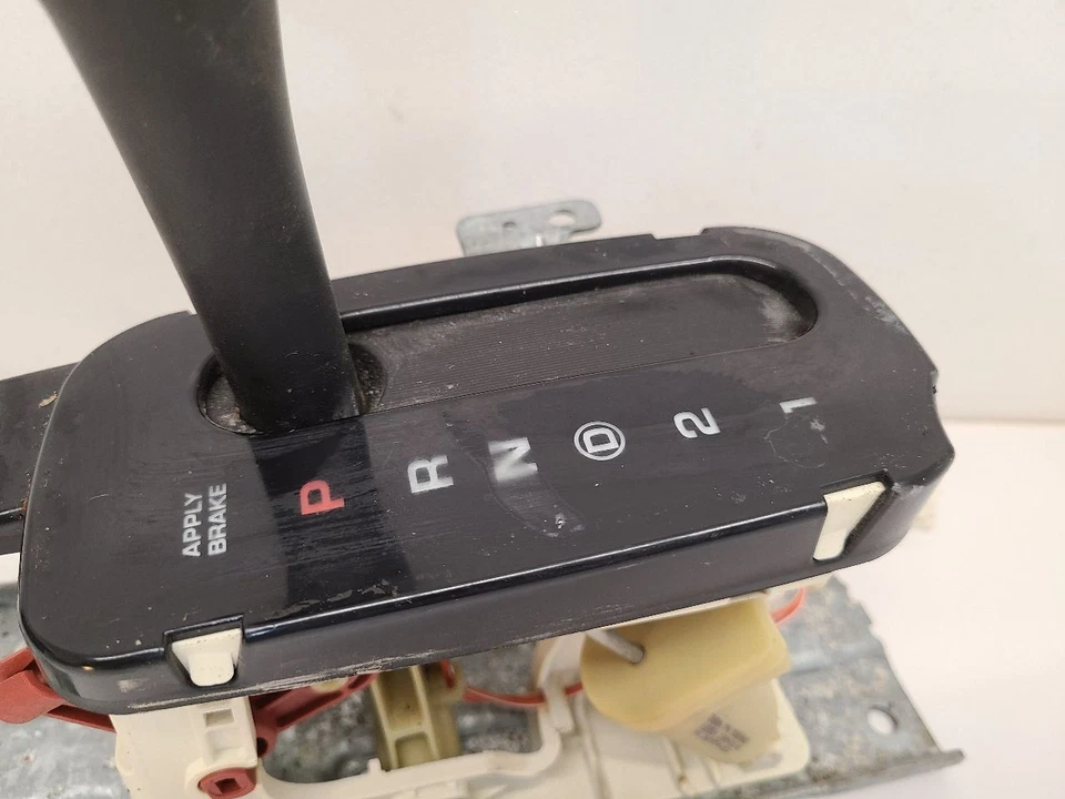 2002 JEEP LIBERTY AT Automatic Transmission Shift Shifter Gear Assembly - Image 3 of 4