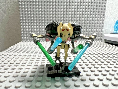 Custom Star Wars Tan General Grievous Minifigure with 4 sabers / cape - NOT LEGO