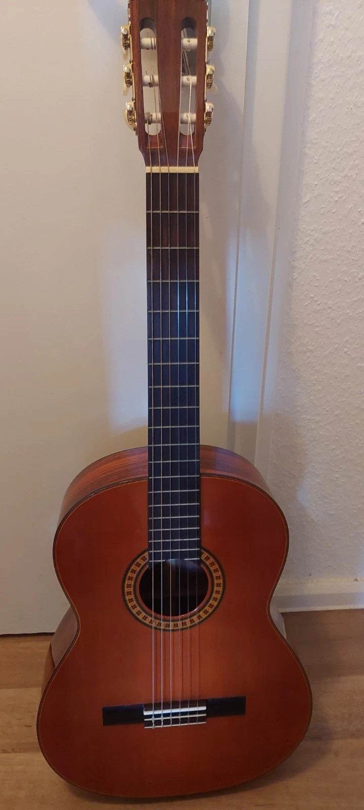 Picture 1 of 6