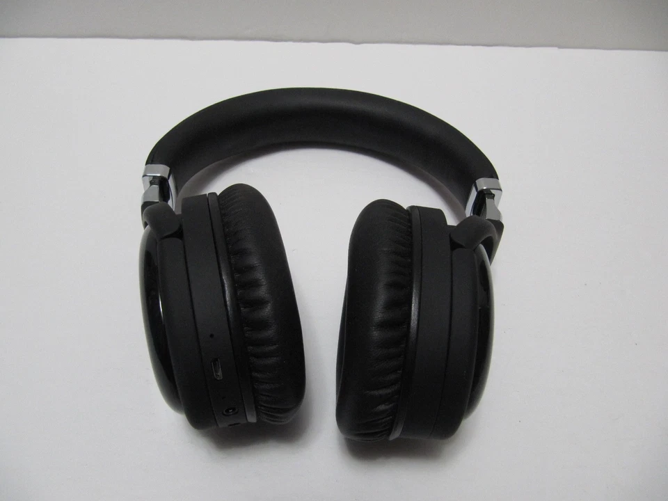 Adesso Xtream P600 Bluetooth active noise cancellation headphone Built in Mic - Image 2 of 4