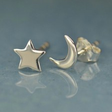 Stud Earrings - Star and Moon 7x5mm
