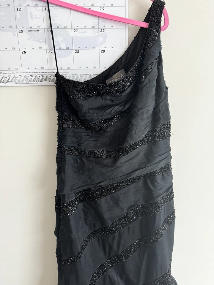 Theia Women’s Mermaid Black Beaded Gown Size 12 - Image 3 of 4
