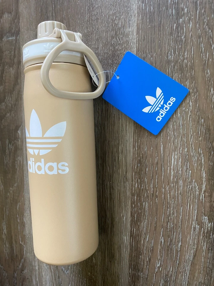 Botella de agua de acero inoxidable ADIDAS Originals nueva con etiquetas ~ 20 OZ ~ 600 ML ~ beige mágico ~ NUEVA Foto 2 de 4