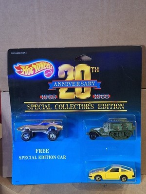Hot Wheels 20th Anniversary Special Edition 3er Pack GOLD Corvette NISSAN 300 1988