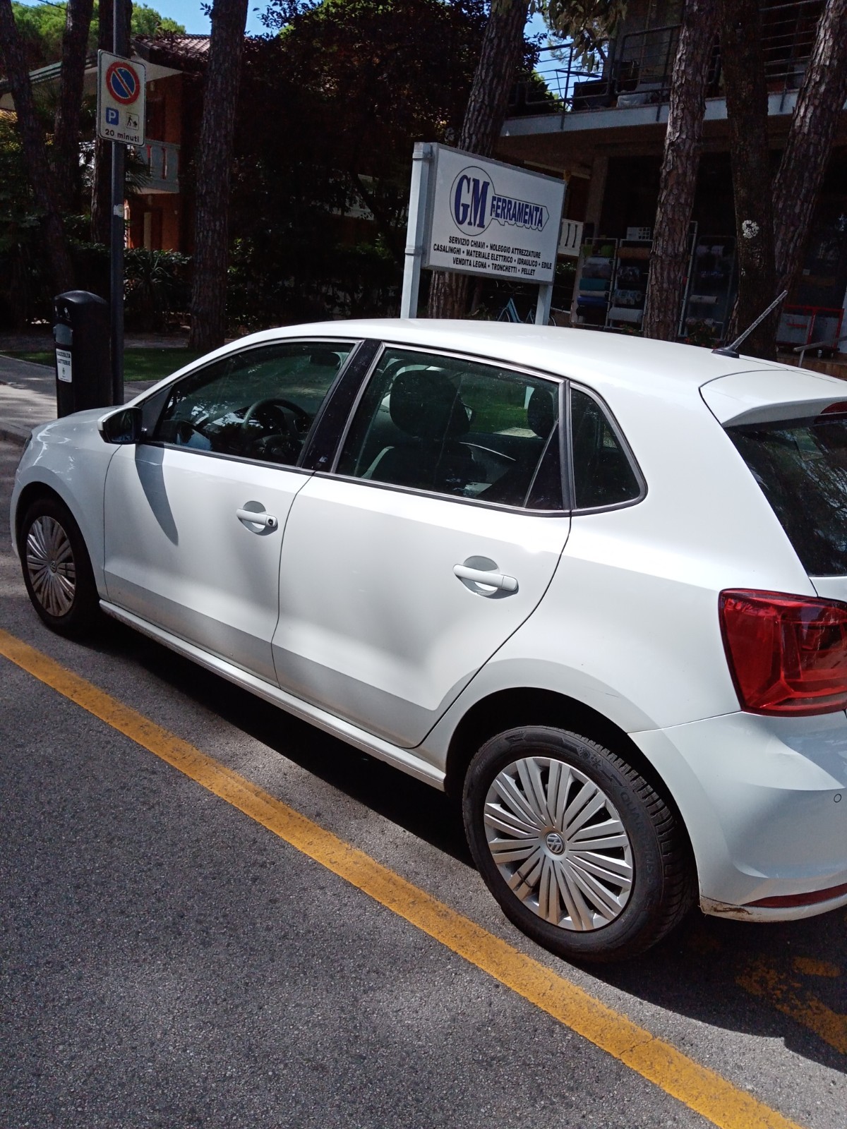 auto usato privato vOLKSWAGEN POLO CILINDRATA 1000 60 cv