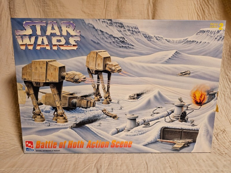 AMT ERTL Model Kit - Star Wars Battle of Hoth Action Scene No. 8743 (1995)