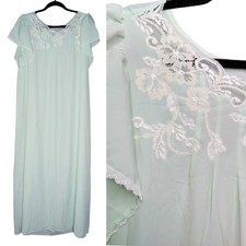 Vintage Pastel Green Long Nightgown with Lace size Medium