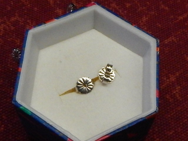 14KW GOLD MEDIUM CORRUGATED FRICTION EARRING BACKS