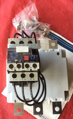 TELEMECANIQUE LR2F5371 Thermal Relay - Picture 2 of 2
