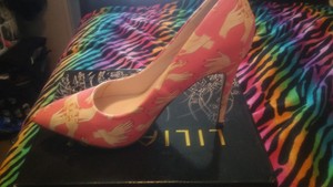 pink pumps size 11