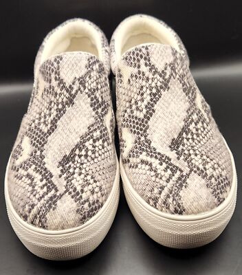 Women's Steve Madden Gills-C Slip On Sneakers Snake Skin Print Size  Preowned