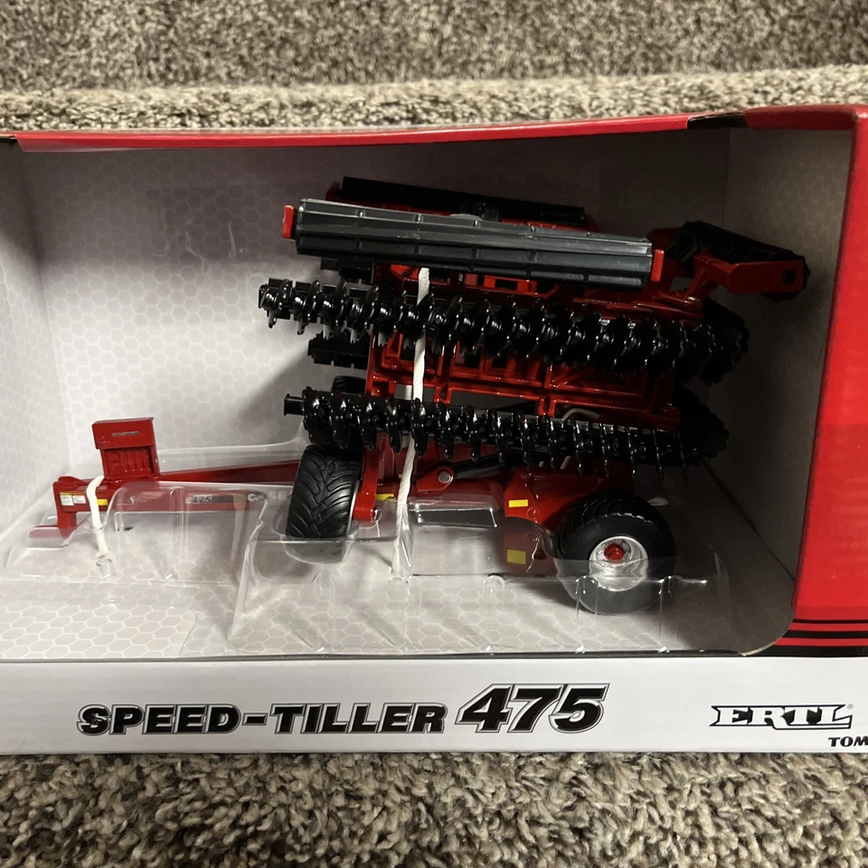 2025 ERTL 1:32 CASE IH Speed Tiller 475 Implement NEW!! - Image 2 of 3