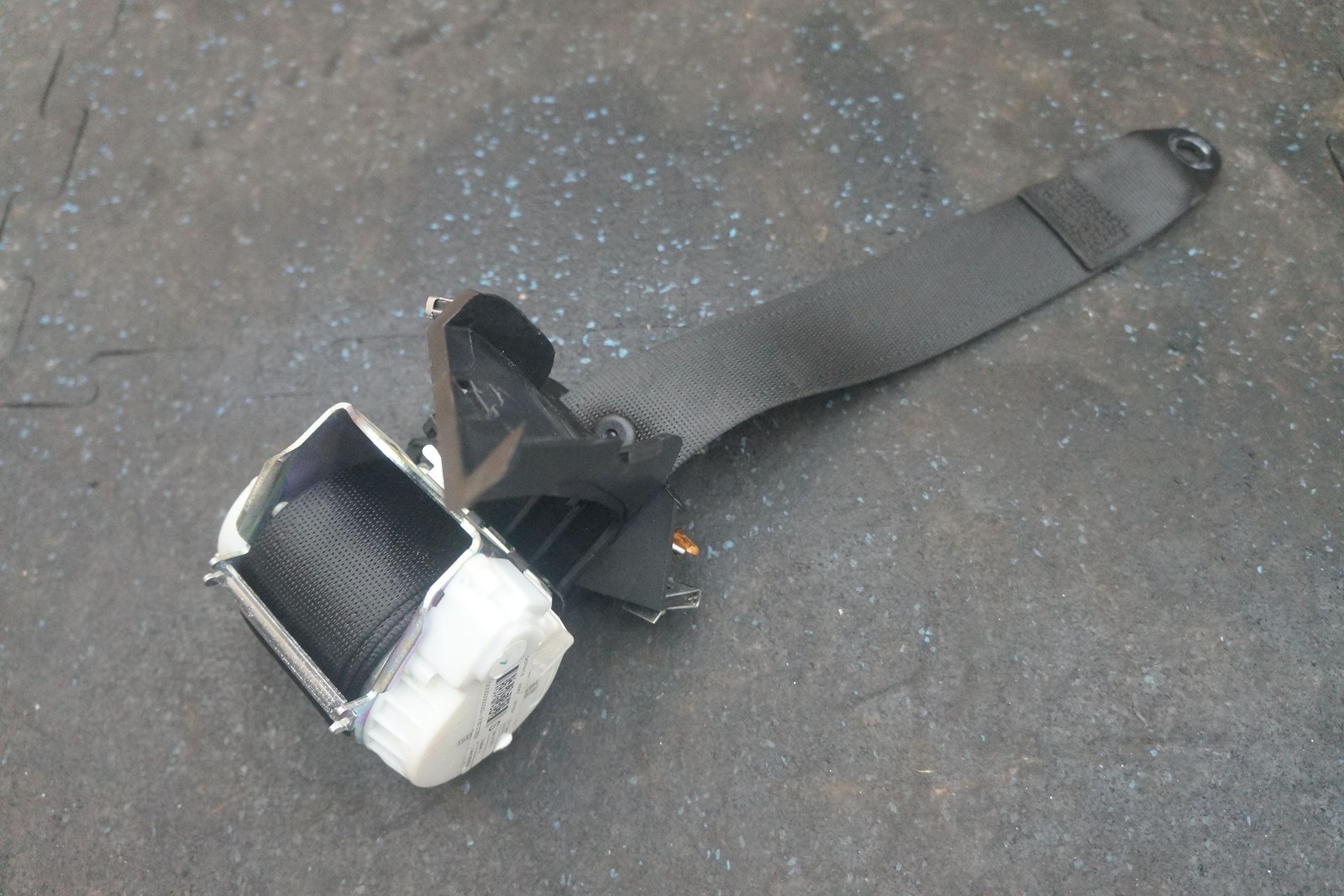 Rear Left Seat Belt Retractor Black 80578400 OEM Ferrari California 2010
