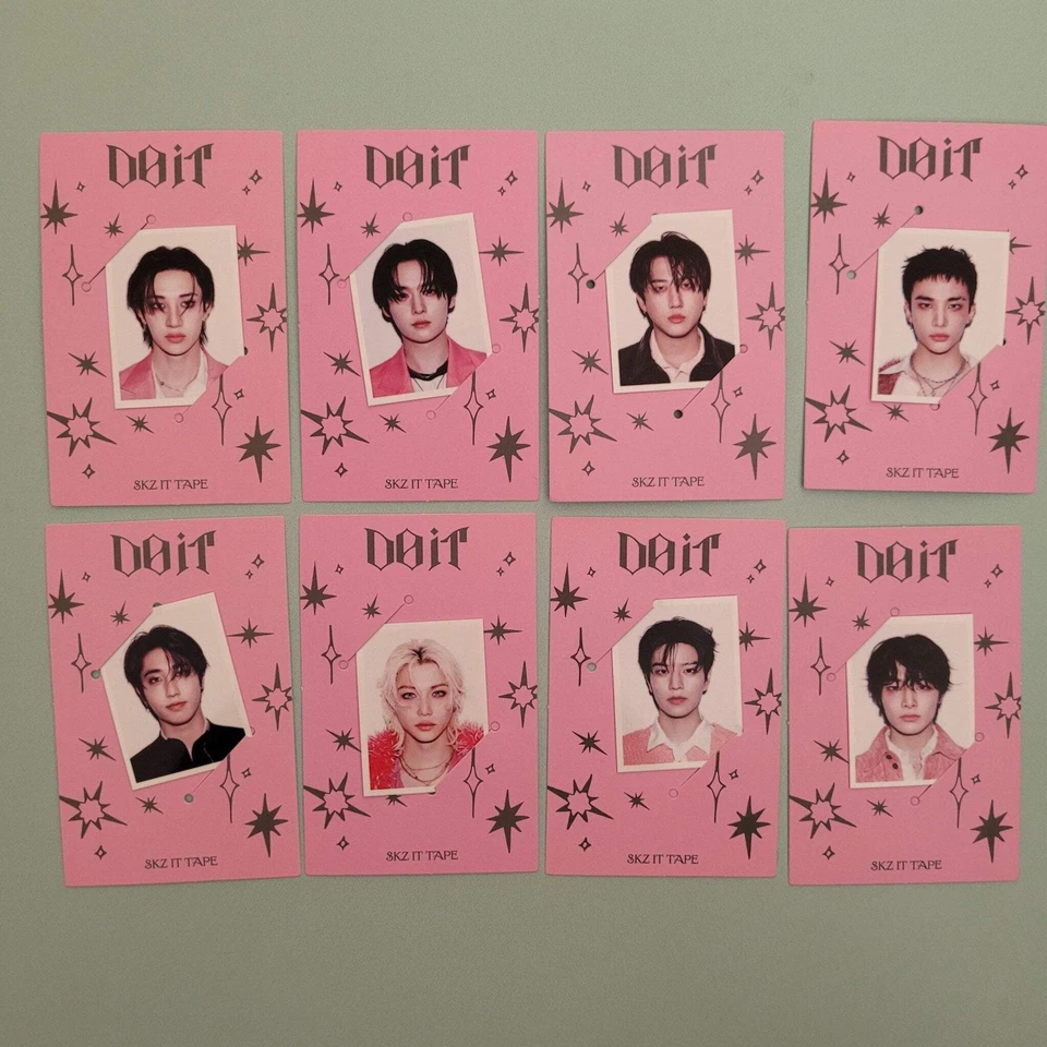 KPOP IDOL Stray Kids - Do It Album Photocard: Accordion ID Photo