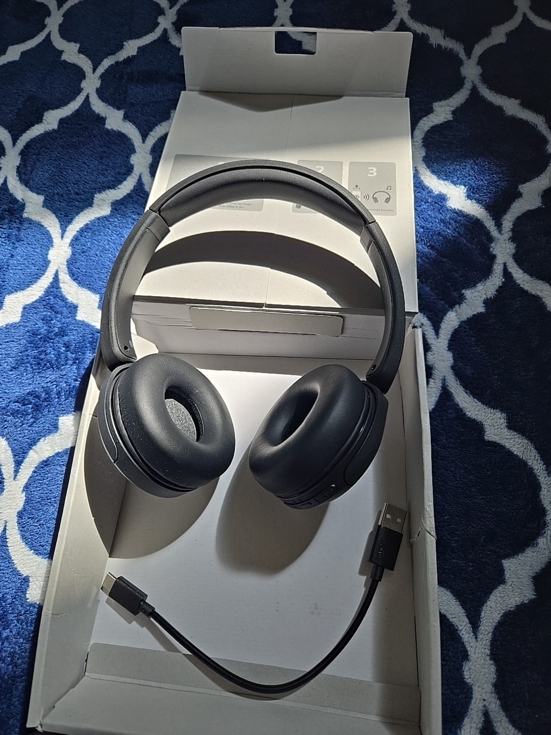 Sony Bluetooth Wireless Headphones Black WHCH520