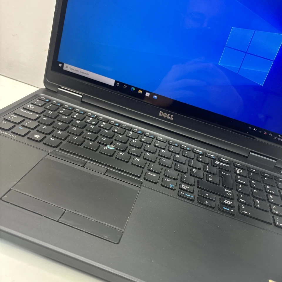 Dell Latitude E5550 15.6" Laptop - i7- 5th Gen 16GB 512GB - Win 10 touchscreen - Image 4 of 4
