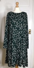 Abito in jersey floreale manica lunga New Look Curve taglia 24 - ottime condizioni versatile e carino