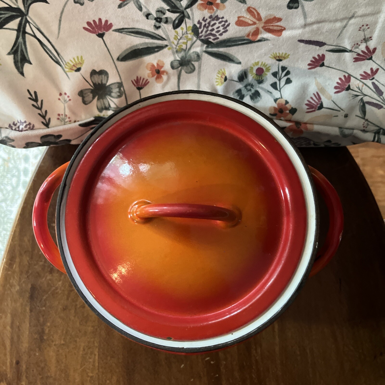 Vintage Descoware Made In Belgium Cast Iron Enamel Bean Pot 3qt Flame