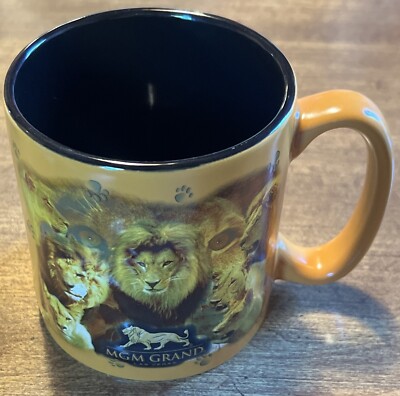 MGM Grand Las Vegas Nevada Yellow 3D Large Ceramic Coffee Mug Lions Souvenir