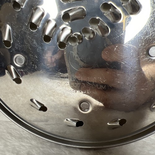 Lot 2 CUISINART DLC834 Fine & DLC837 Medium FOOD PROCESSOR GRATER DISCS - Picture 3 of 8