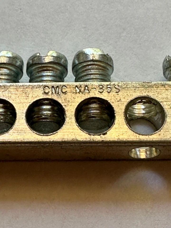 CMC NA-35S Ground Bar 4-14 CU9AL 17 Terminals - New Old Stock Fast Ship - Image 2 of 4