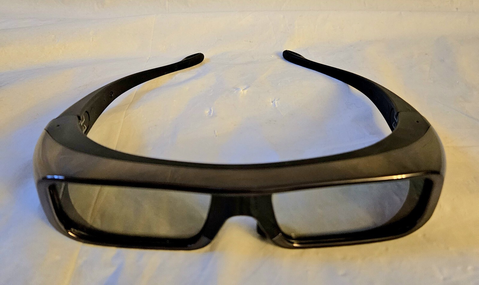 Sony TDGBR100 Adult Size 3D Active Glasses Black for 3D Sony BRAVIA