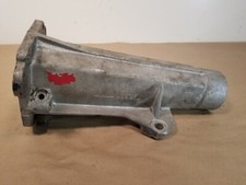 Triumph Tr6 Transmission Gearbox Tail Shaft Housing Stanpart 305048 V2702 Oem Triumph Tr6 Transmission Gearbox Tail Shaft Housing Stanpart 305048 V2702 Oem