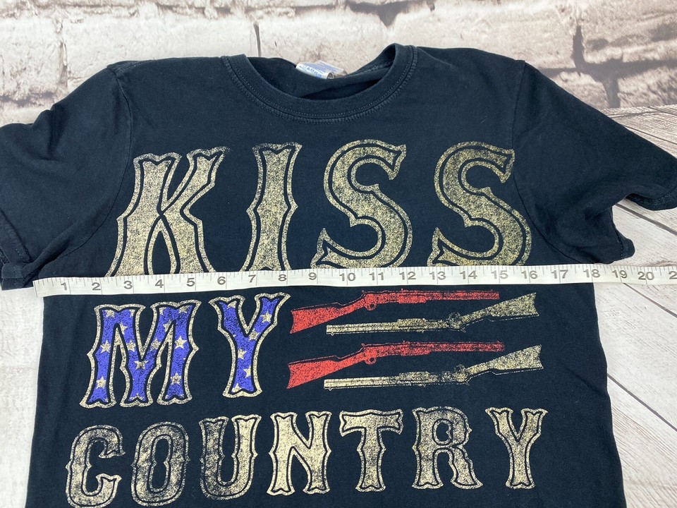 Kiss My Country Ass Blake Shelton Womens Size Small Cotton T Shirt LKNW