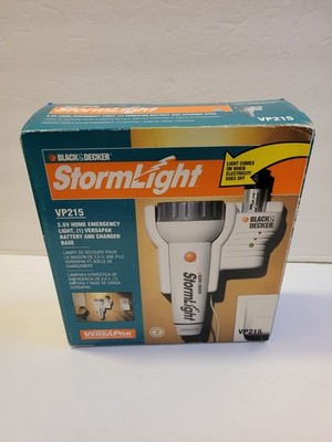 Black & Decker StormLight VersaPak VP215 3.6V Home Emergency Flashlight New
