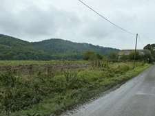 Photo A3 Barn at Redlands on the road to Elsted The hillside left of cen c2012