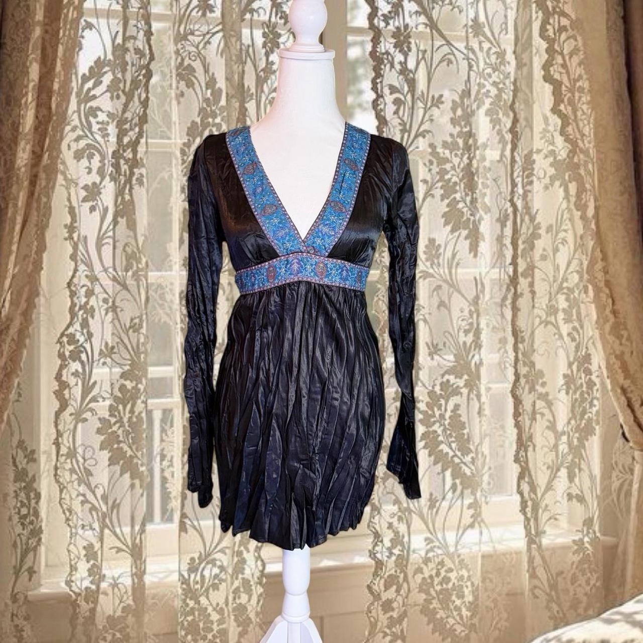 Vintage Y2K Deadstock Fairycore Whimsygoth Babydoll Empire Waist Black Dress