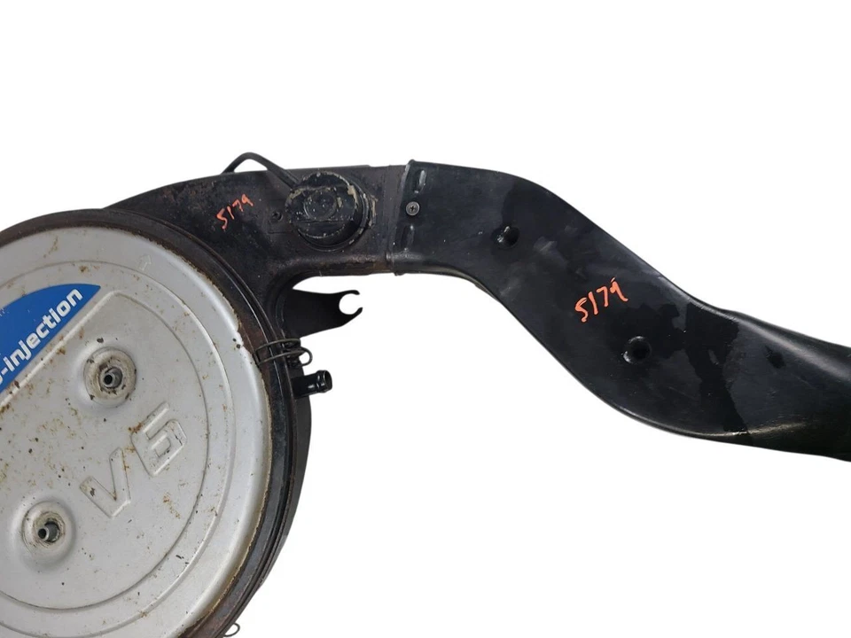 Purificador de aire D21 6 cilindros para camioneta Nissan 86 642009 Foto 3 de 4