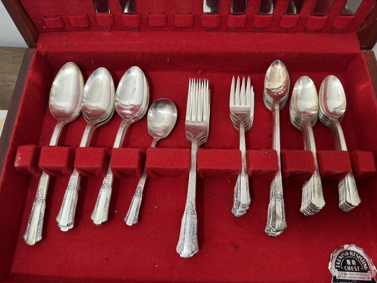58 Pc 1940's WM ROGERS Overlaid IS Treasure Silverplate Set | eBay