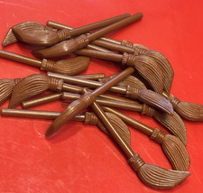 16x Lego bulk lot MOP BROOM brown witch castle pirate minifigure BRAND NEW