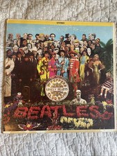 The Beatles SGT Pepper's Lonely Hearts Club Band 1967 Vinyl LP Capitol SMAS-2653