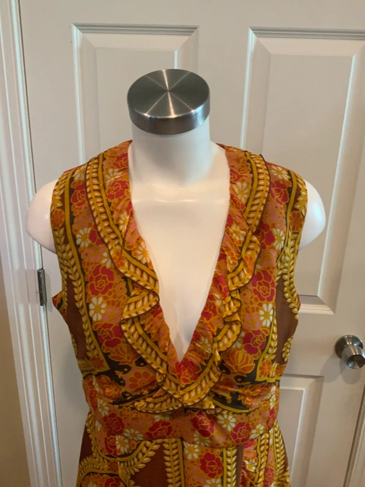 Vestido Anna Sui Caléndula y Rosa Floral Seda Sin Mangas Cuello en V, Talla 6 Foto 2 de 4