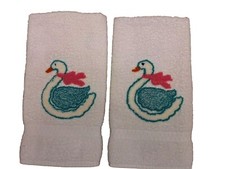 Vtg Canon Hand Towels White Swans  100% Cotton 24x15 Cottage Core