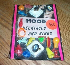 Vintage display card 5c mood necklaces and rings and toys #jd529