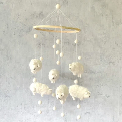 Mobile "Schafe" aus Filz für Baby, Kinder von BeYoona * Mobiles, Mobilee weiß